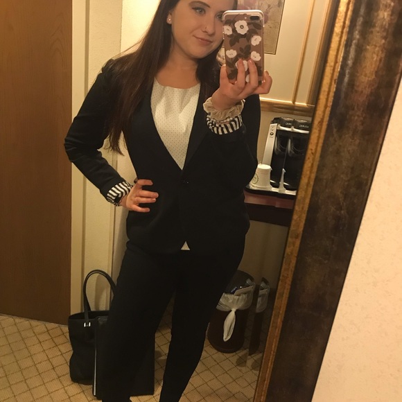 Meet your Posher, Paige - Picture 5 of 8